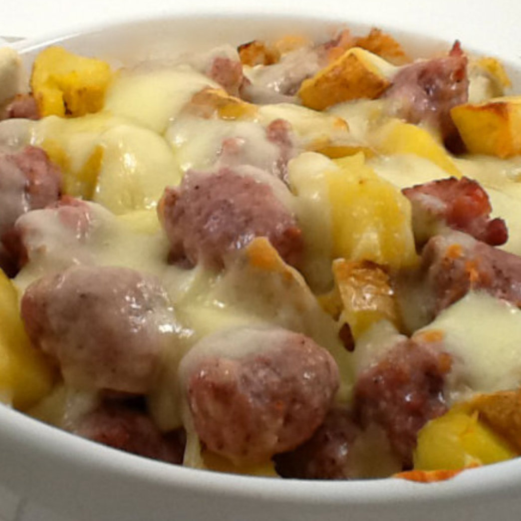 Immagine di Patate,salsiccia e provola