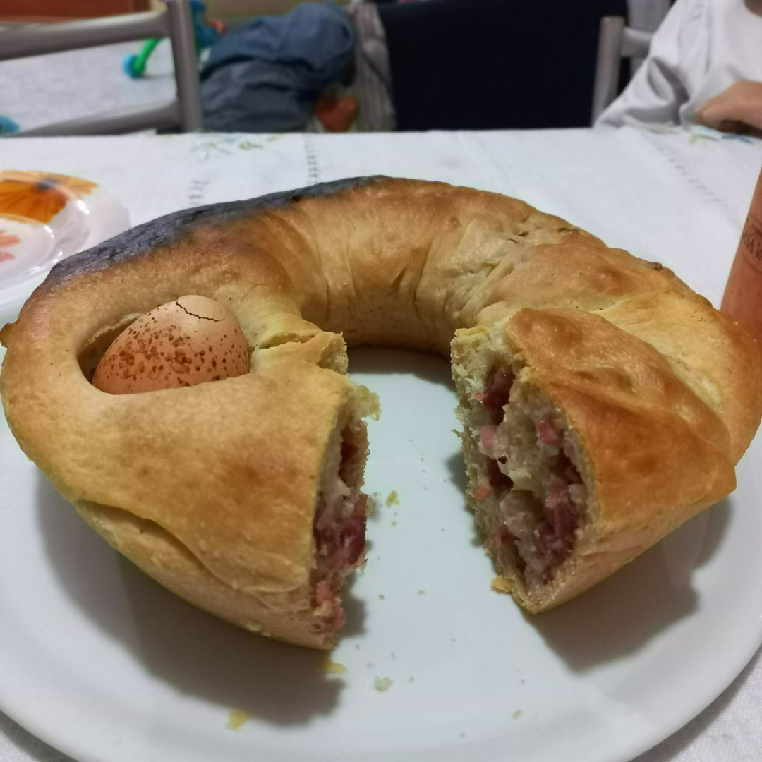 Immagine di Casatiello Napoletano (con lievito di birra)